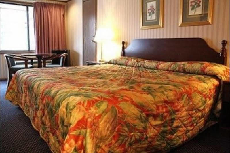 Rodeway 2* Circleville